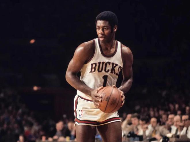 丹麦队采用 丹麦队采用