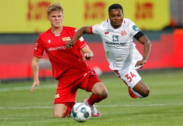 强有力的发 强有力的发