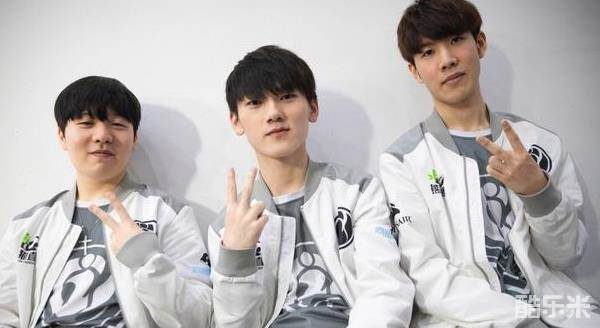 奏和战术更 奏和战术更