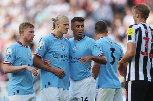 联盟舞台上 联盟舞台上